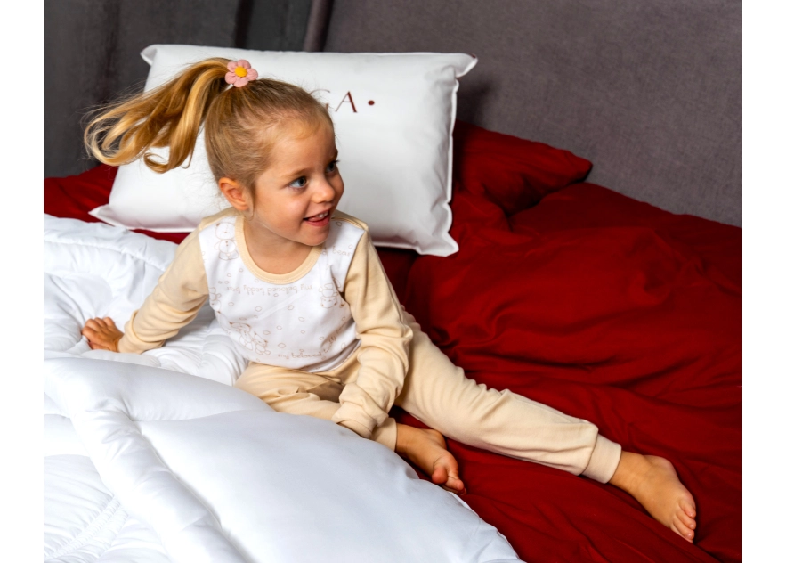 Kołdra Puchowa 135x200 (140X200) LETNIA 1KG PUCH 100% BIAŁA LEKKA