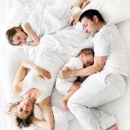 Kołdra Puchowa 200x220 CAŁOROCZNA 1,6KG PUCH 100% Antyalergiczna BIAŁA